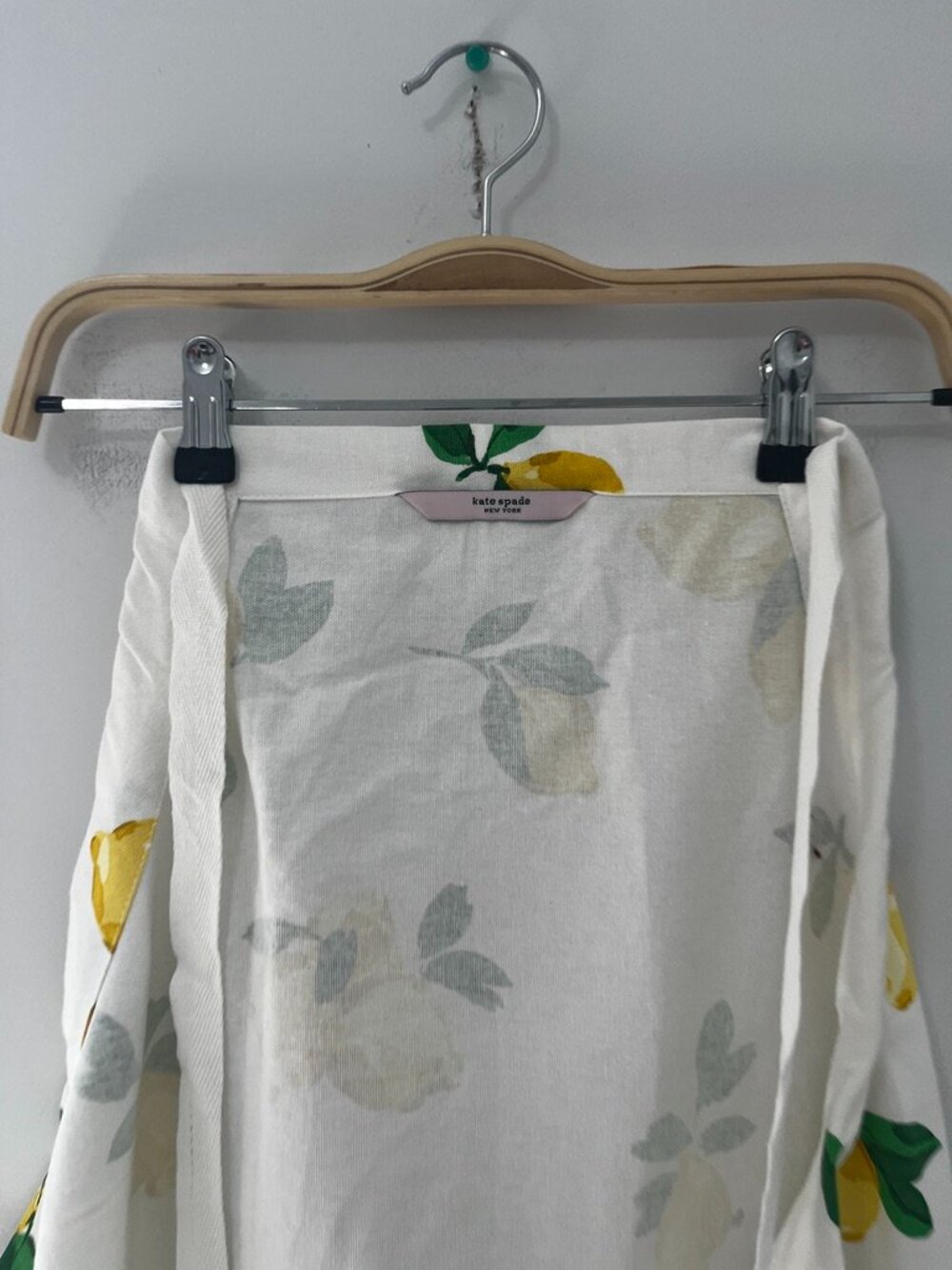 Kate Spade For Good Measure Lemon Print Kitchen Apron - Picture 3 of 8
